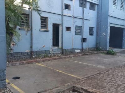 Terreno para alugar com 1.900m² no bairro Navegantes em Porto Alegre - Foto 3