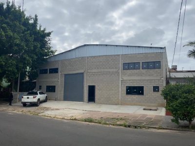 Pavilhão para alugar com 400m², 1 quarto no bairro Sarandi em Porto Alegre - Foto 2