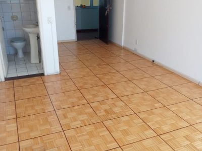 Sala para alugar com 31m² no bairro Centro Histórico em Porto Alegre - Foto 4