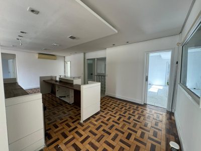 Sala para alugar com 180m² no bairro Centro em Porto Alegre - Foto 7