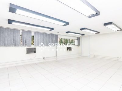 Prédio para alugar com 1.070m² no bairro Petrópolis em Porto Alegre - Foto 17