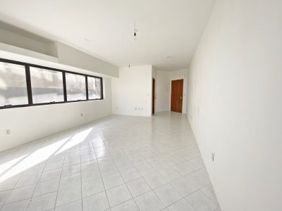 Sala para alugar com 41m², 1 vaga no bairro Rio Branco em Porto Alegre - Foto 5