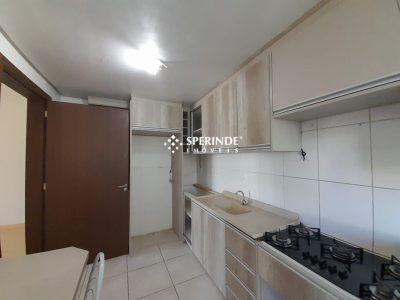 Apartamento para alugar com 80m², 2 quartos, 2 vagas no bairro Cinquentenario em Caxias do Sul - Foto 4