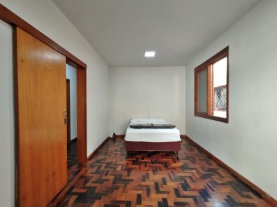 Apartamento para alugar com 59m², 2 quartos, 1 vaga no bairro Mont Serrat em Porto Alegre - Foto 4