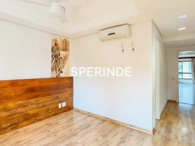 Apartamento para alugar com 83m², 2 quartos, 2 vagas no bairro Rio Branco em Porto Alegre - Foto 12