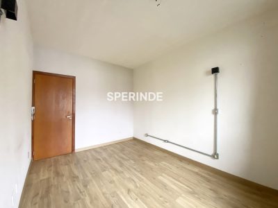 Sala para alugar com 30m², 1 vaga no bairro Auxiliadora em Porto Alegre - Foto 2