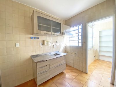 Apartamento para alugar com 76m², 3 quartos, 1 vaga no bairro Medianeira em Porto Alegre - Foto 5