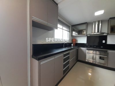 Casa para alugar com 185m², 3 quartos, 2 vagas no bairro Santa Catarina em Caxias do Sul - Foto 7