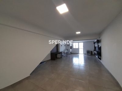 Casa para alugar com 185m², 3 quartos, 2 vagas no bairro Santa Catarina em Caxias do Sul - Foto 23