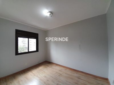 Apartamento para alugar com 120m², 4 quartos, 2 vagas no bairro Lurdes em Caxias do Sul - Foto 11