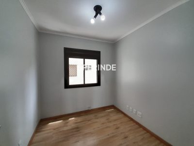 Apartamento para alugar com 120m², 4 quartos, 2 vagas no bairro Lurdes em Caxias do Sul - Foto 15