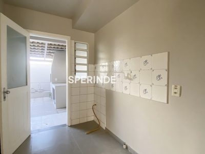 Casa em Condomínio para alugar com 70m², 3 quartos, 1 vaga no bairro Humaitá em Porto Alegre - Foto 4