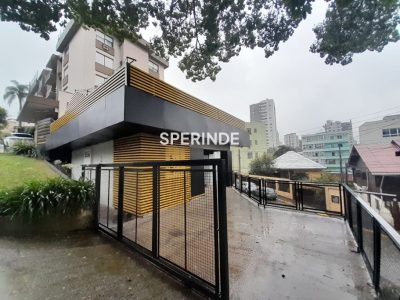 Casa Comercial para alugar com 130m², 1 vaga no bairro São Pelegrino em Caxias do Sul - Foto 14