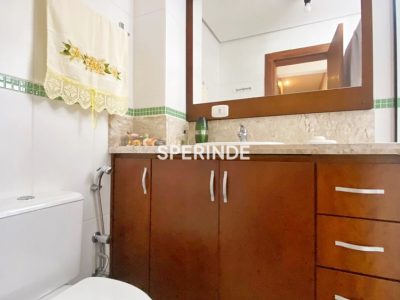 Apartamento para alugar com 110m², 3 quartos, 2 vagas no bairro Mont Serrat em Porto Alegre - Foto 13