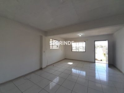 Casa para alugar com 60m², 2 quartos no bairro Rio Branco em Caxias do Sul - Foto 2