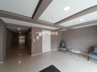 Apartamento para alugar com 65m², 2 quartos, 2 vagas no bairro São Leopoldo em Caxias do Sul - Foto 22