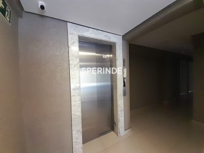 Apartamento para alugar com 65m², 2 quartos, 2 vagas no bairro São Leopoldo em Caxias do Sul - Foto 23