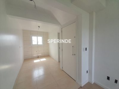 Casa para alugar com 81m², 2 quartos, 1 vaga no bairro Nossa Senhora das Graças em Caxias do Sul - Foto 2