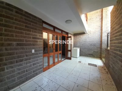 Casa para alugar com 407m², 6 quartos, 6 vagas no bairro Santa Catarina em Caxias do Sul - Foto 6