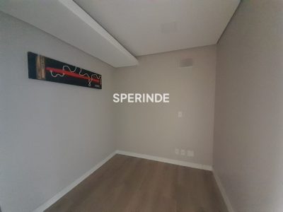 Sala para alugar com 60m², 1 vaga no bairro Centro em Caxias do Sul - Foto 4