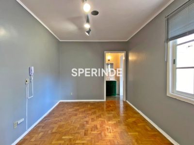 Apartamento para alugar com 38m², 1 quarto no bairro Centro em Porto Alegre - Foto 2