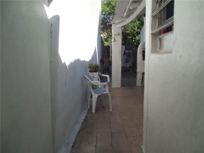 Casa à venda com 55m², 2 quartos no bairro Menino Deus em Porto Alegre - Foto 3