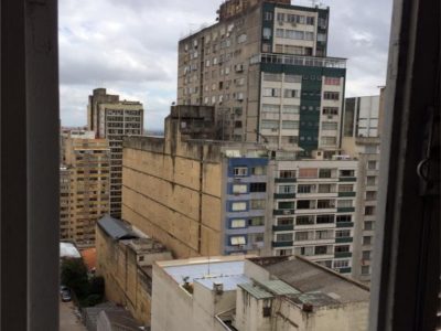 Apartamento à venda com 104m², 3 quartos no bairro Centro em Porto Alegre - Foto 10