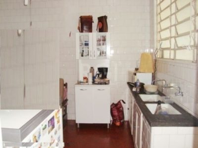 Casa à venda com 150m², 3 quartos, 2 vagas no bairro Tristeza em Porto Alegre - Foto 8