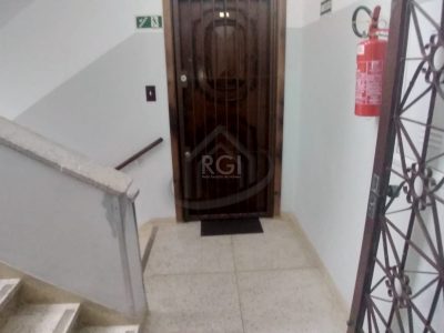 Apartamento à venda com 81m², 3 quartos, 1 vaga no bairro Cristal em Porto Alegre - Foto 10