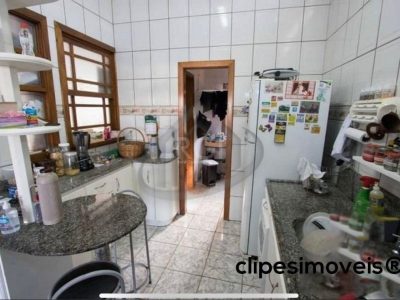 Sobrado à venda com 144m², 3 quartos, 1 suíte no bairro Ipanema em Porto Alegre - Foto 8