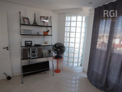 Cobertura à venda com 260m², 3 quartos, 1 suíte, 2 vagas no bairro Jardim Itu em Porto Alegre - Foto 20