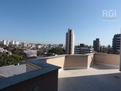 Cobertura à venda com 260m², 3 quartos, 1 suíte, 2 vagas no bairro Jardim Itu em Porto Alegre - Foto 23