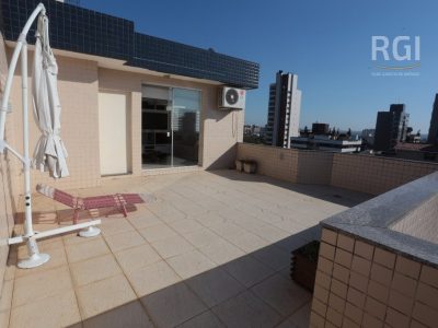 Cobertura à venda com 260m², 3 quartos, 1 suíte, 2 vagas no bairro Jardim Itu em Porto Alegre - Foto 29