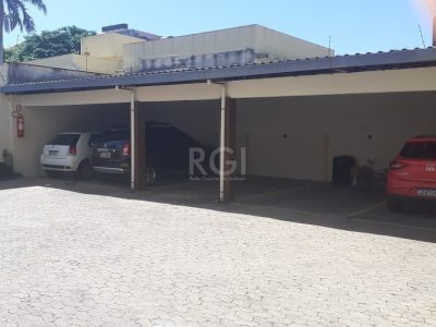 Apartamento à venda com 120m², 3 quartos, 1 suíte, 1 vaga no bairro Petrópolis em Porto Alegre - Foto 7