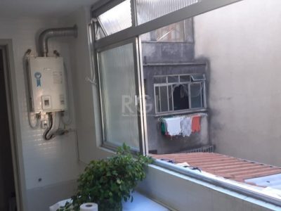 Apartamento à venda com 120m², 3 quartos, 1 suíte, 1 vaga no bairro Petrópolis em Porto Alegre - Foto 10