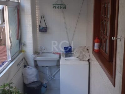 Apartamento à venda com 120m², 3 quartos, 1 suíte, 1 vaga no bairro Petrópolis em Porto Alegre - Foto 11