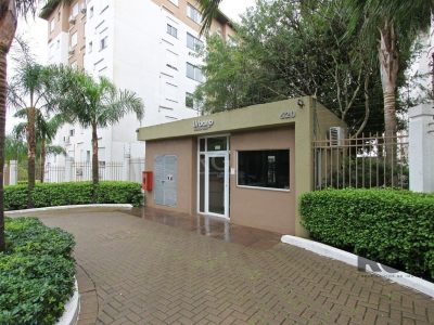 Apartamento à venda com 61m², 2 quartos, 1 suíte, 1 vaga no bairro Medianeira em Porto Alegre - Foto 32