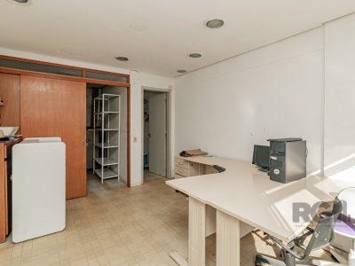 Conjunto/Sala à venda com 293m² no bairro Centro Histórico em Porto Alegre - Foto 24