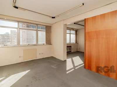 Conjunto/Sala à venda com 293m² no bairro Centro Histórico em Porto Alegre - Foto 31