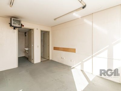 Conjunto/Sala à venda com 293m² no bairro Centro Histórico em Porto Alegre - Foto 33