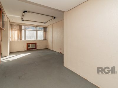 Conjunto/Sala à venda com 293m² no bairro Centro Histórico em Porto Alegre - Foto 35