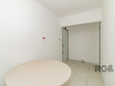 Conjunto/Sala à venda com 293m² no bairro Centro Histórico em Porto Alegre - Foto 43