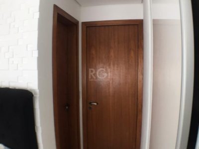 Apartamento à venda com 77m², 2 quartos, 1 suíte, 1 vaga no bairro Partenon em Porto Alegre - Foto 13