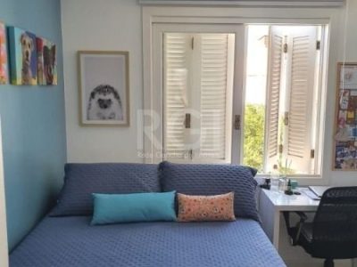 Casa à venda com 132m², 3 quartos, 1 suíte, 4 vagas no bairro Ipanema em Porto Alegre - Foto 23