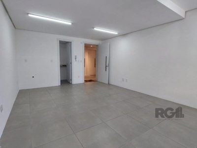 Conjunto/Sala à venda com 27m² no bairro Tristeza em Porto Alegre - Foto 4