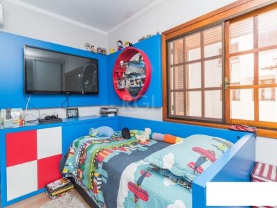 Casa Condominio à venda com 240m², 3 quartos, 1 suíte, 3 vagas no bairro Ipanema em Porto Alegre - Foto 12