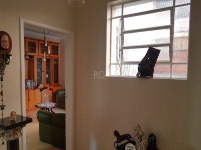 Apartamento à venda com 115m², 3 quartos no bairro Petrópolis em Porto Alegre - Foto 4