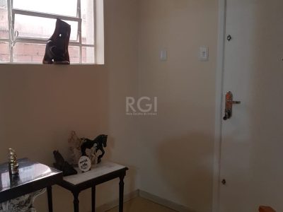 Apartamento à venda com 115m², 3 quartos no bairro Petrópolis em Porto Alegre - Foto 2