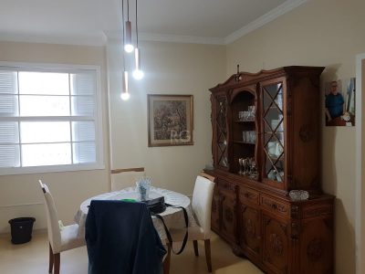 Apartamento à venda com 115m², 3 quartos no bairro Petrópolis em Porto Alegre - Foto 8