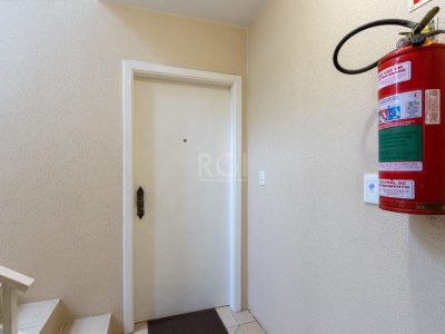 Apartamento à venda com 74m², 2 quartos, 2 vagas no bairro Ipanema em Porto Alegre - Foto 6